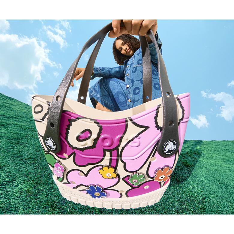product/c/r/crocs_10015320_1-q325.jpg