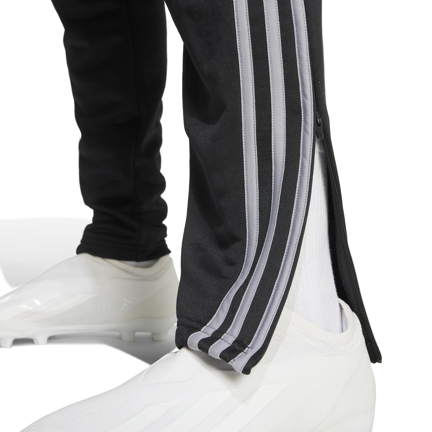 product/a/d/adidas_ix7887_8_apparel_on_model_detail_view_2_white.jpg