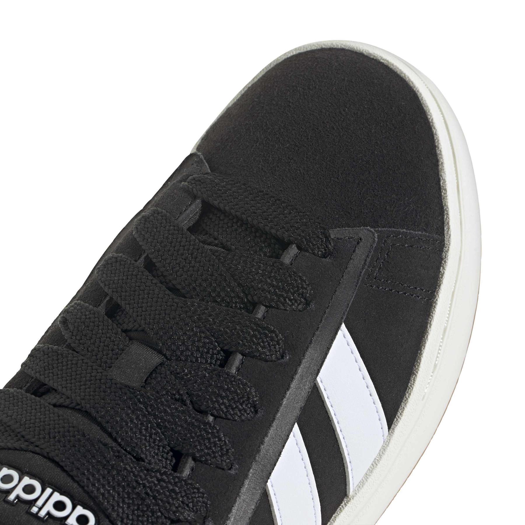 product/a/d/adidas_jp9771_9_footwear_photography_detail_view_2_white-nw091625.jpg