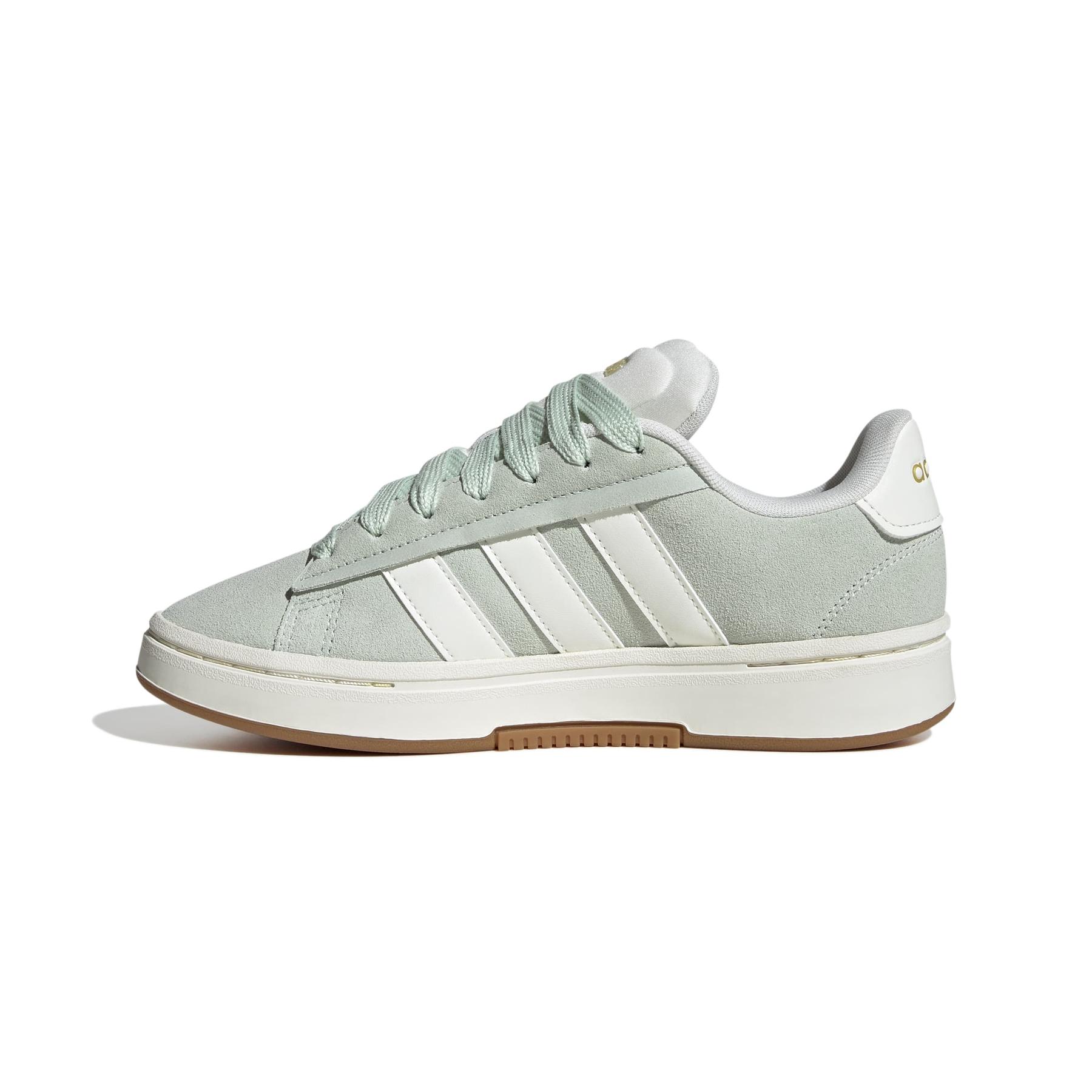product/a/d/adidas_jq2998_5_footwear_photography_side_medial_center_view_white-nw091625.jpg