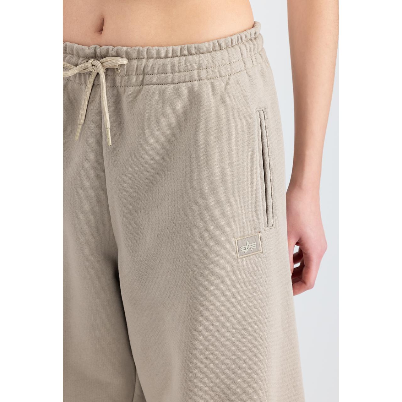 product/a/l/alpha-industries_146050-679_vintage-sand_5.jpg