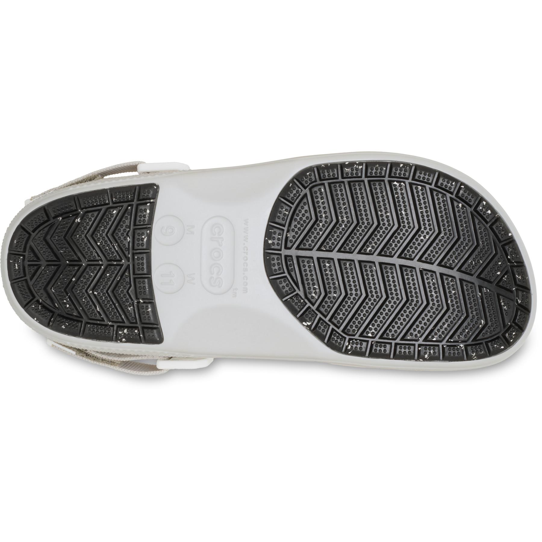 product/c/r/crocs_211287-100_3-q325.jpg