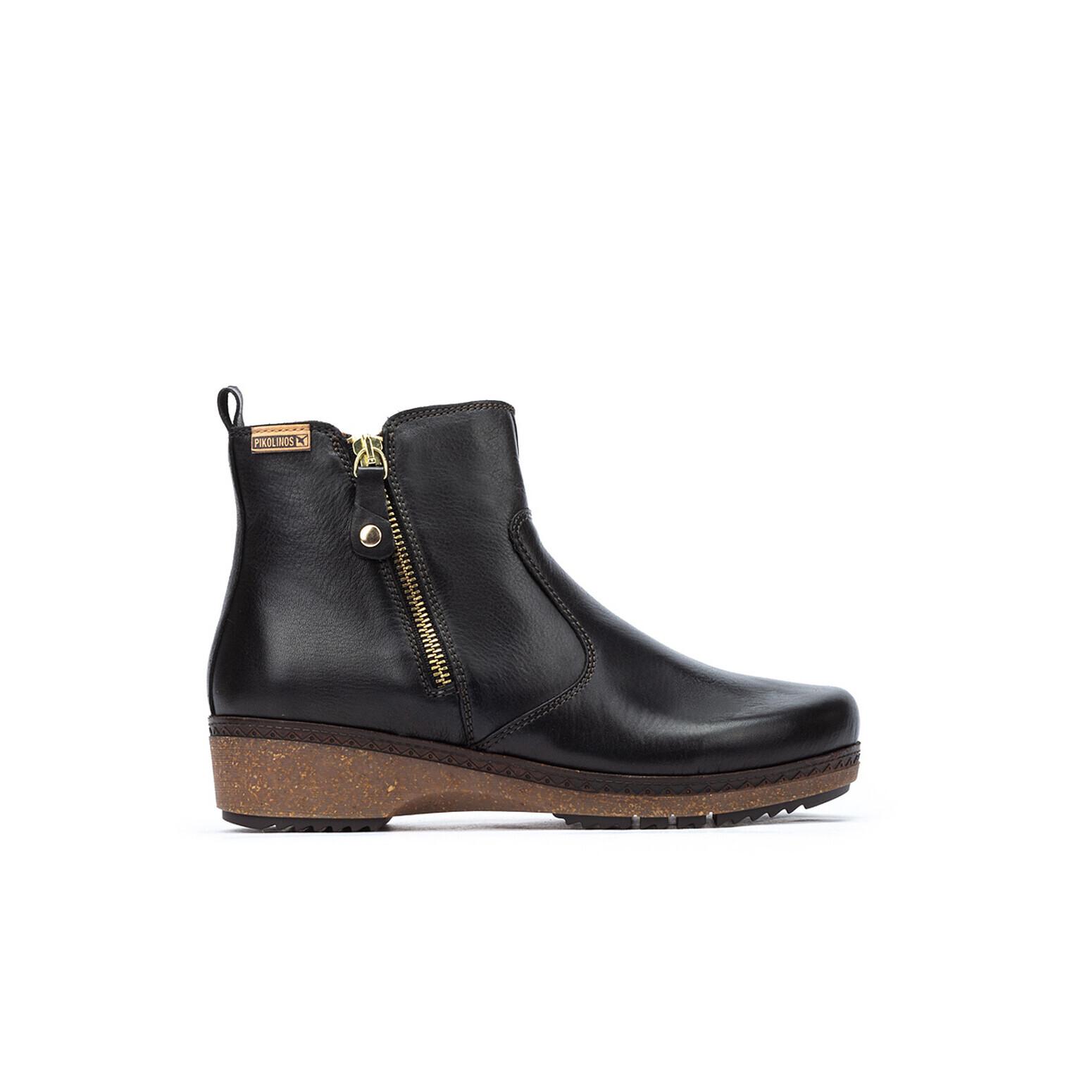 product/p/i/pikolinos_w0w-8988-000_black_1.jpg