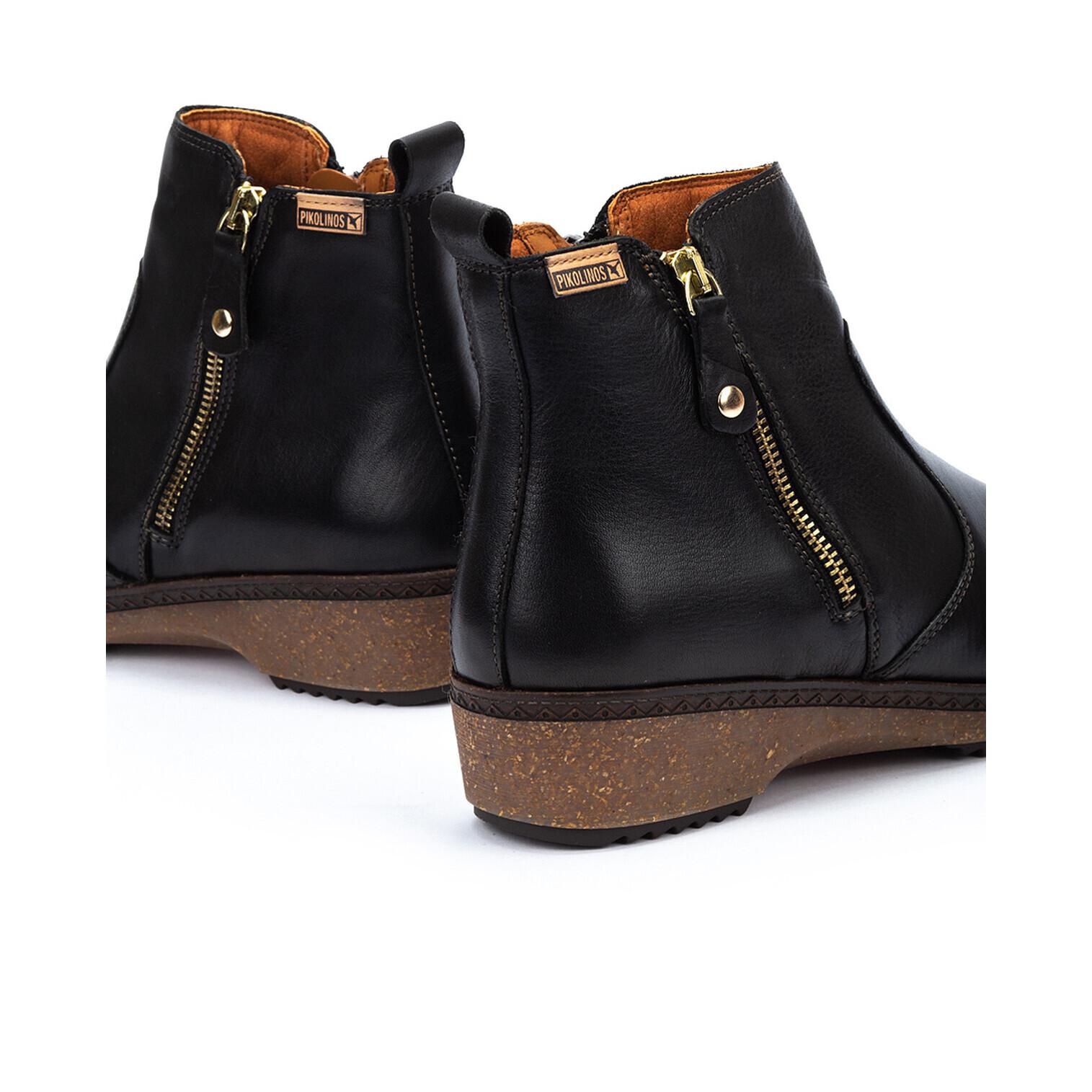 product/p/i/pikolinos_w0w-8988-000_black_4.jpg
