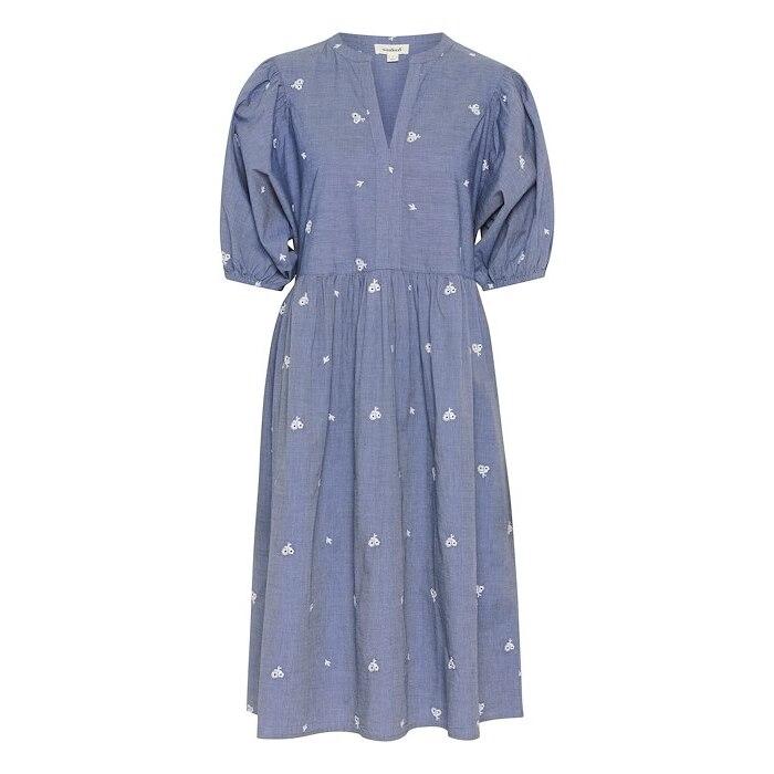 product/s/o/soaked-in-luxury-30408247-301130-medium-blue-denim-1.jpg