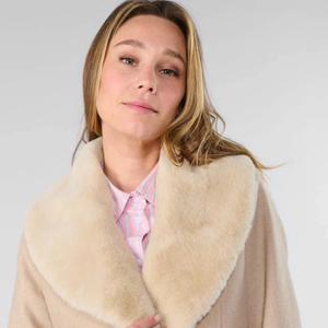 Coats & Jackets