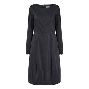 50107212-180201-women-s-dress-culture-antoinett-castlerock