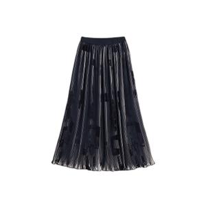 25wwfw09-2000-pleated-skirt-for-women-desigual-newspapers-negro