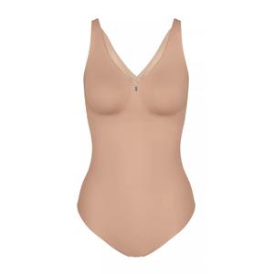 10210630-6106-body-woman-triumph-true-shape-sensation-smooth-skin